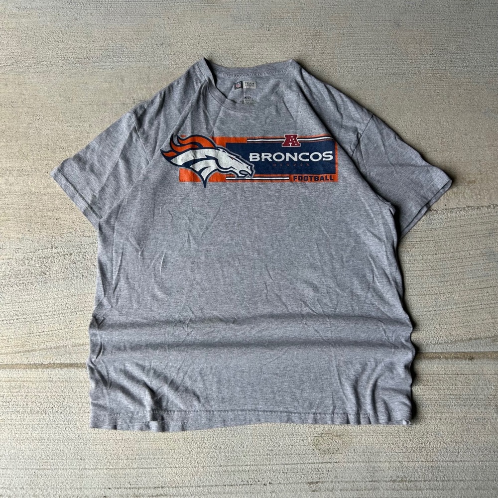 2000s Y2K NFL AFC Denver Broncos T-Shirt